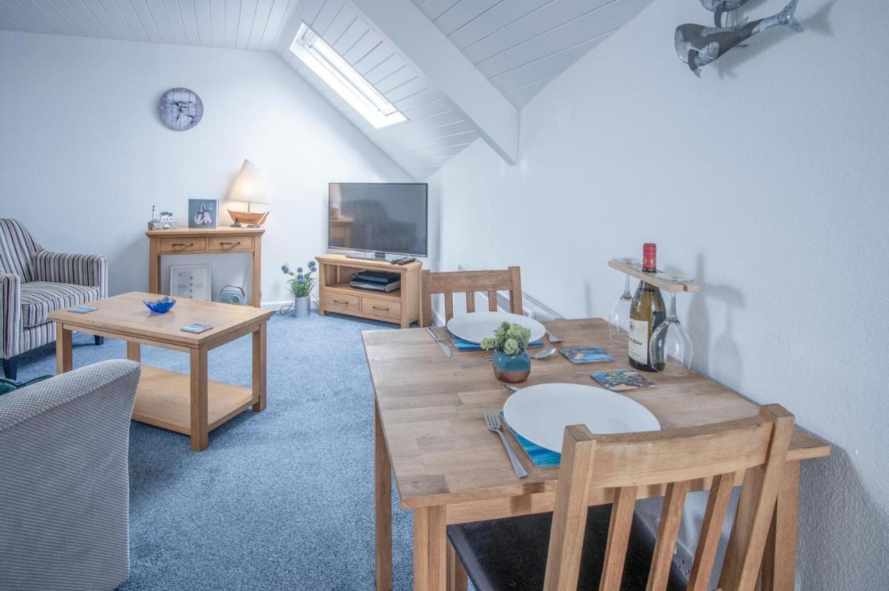 St Julians View - 1 Bedroom Apartment - Tenby Extérieur photo