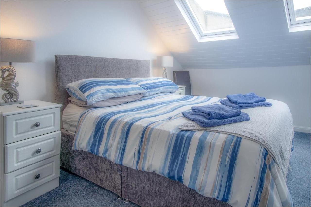 St Julians View - 1 Bedroom Apartment - Tenby Extérieur photo