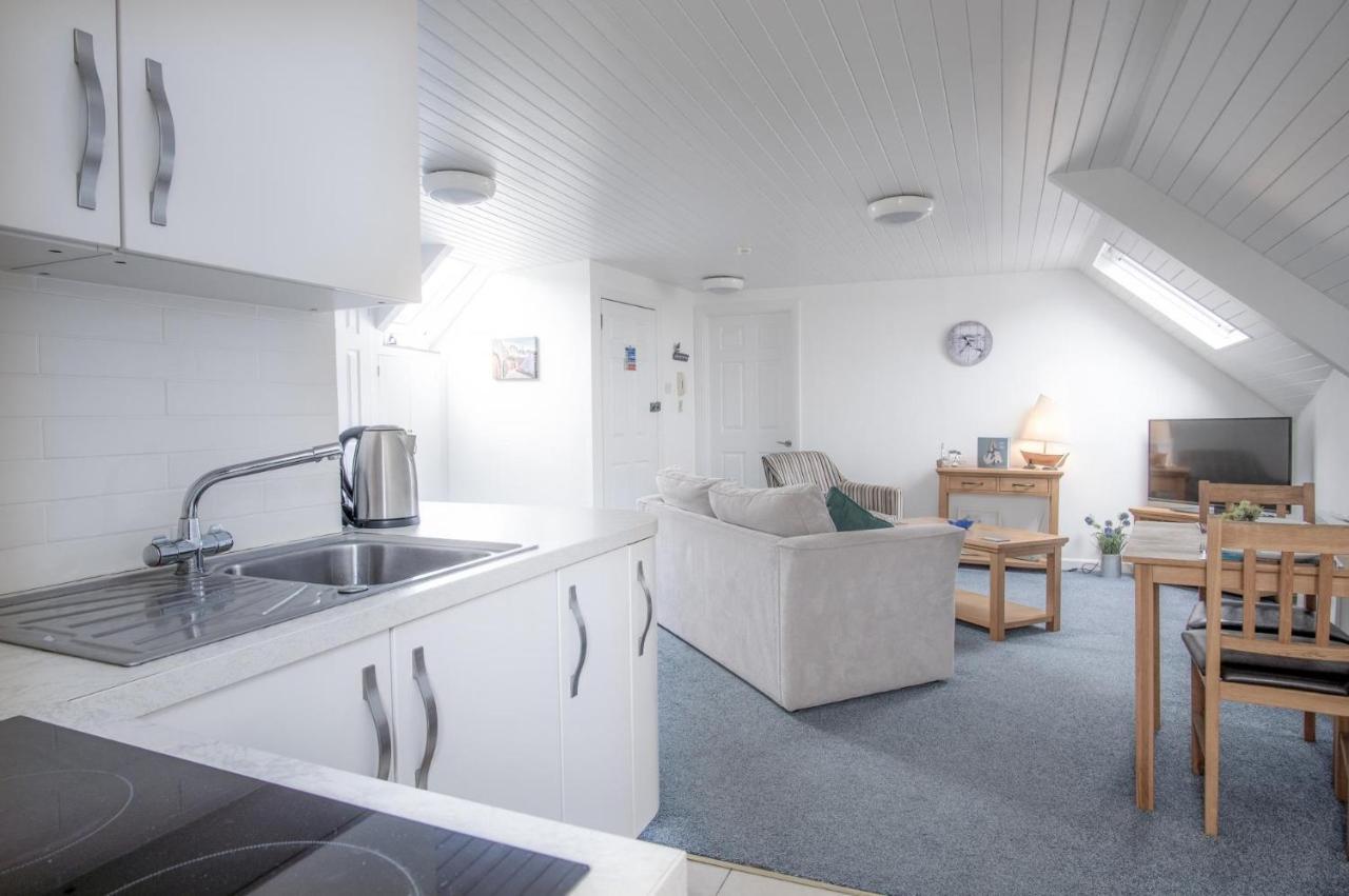 St Julians View - 1 Bedroom Apartment - Tenby Extérieur photo